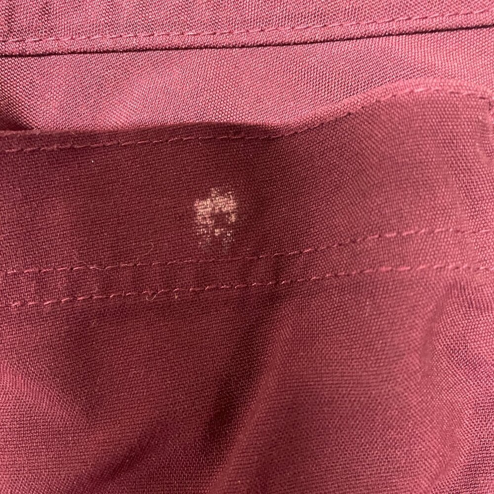 Maroon women's Columbia capris - Picture 6 of 9